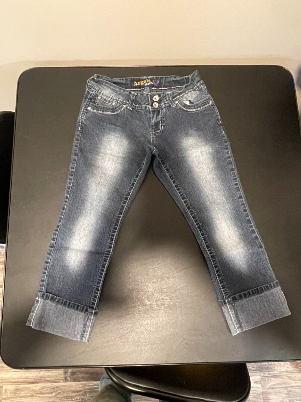 Women/Junior Capris